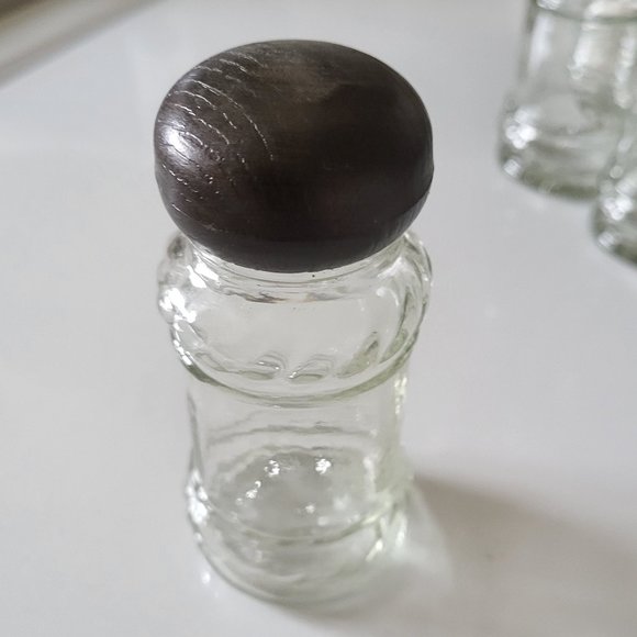 Misc. Lot of Various Kitchen Stuff - Picture 4 of 8